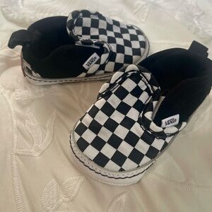Baby 2.0 Infant Slip-On V Checkerboard Crib Shoe